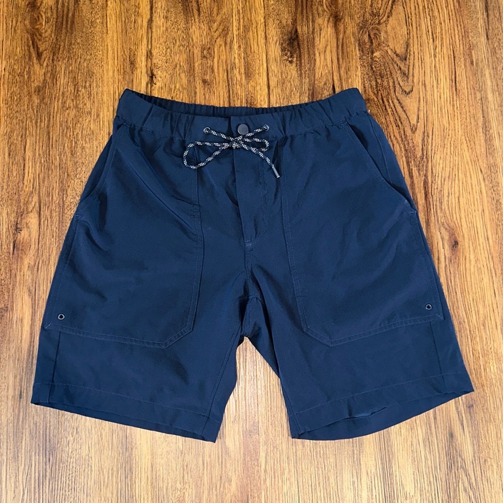 Michael Kors Navy Shorts Size Medium